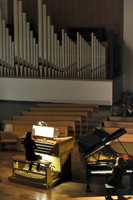 Il concerto d'organo e piano sorelle Nikitine