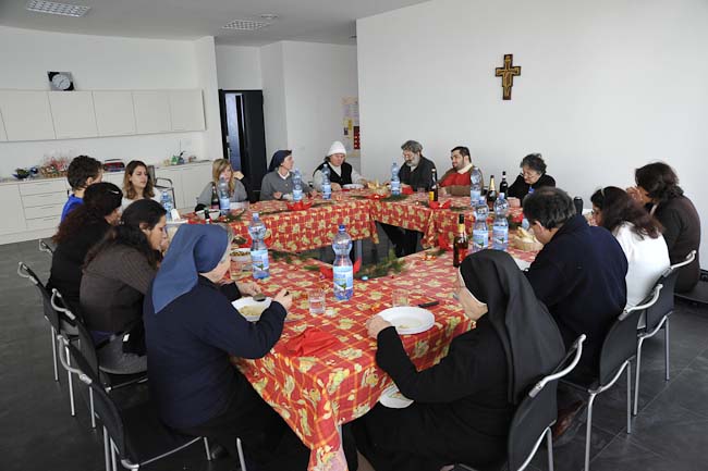 Pranzo alla casa della carità